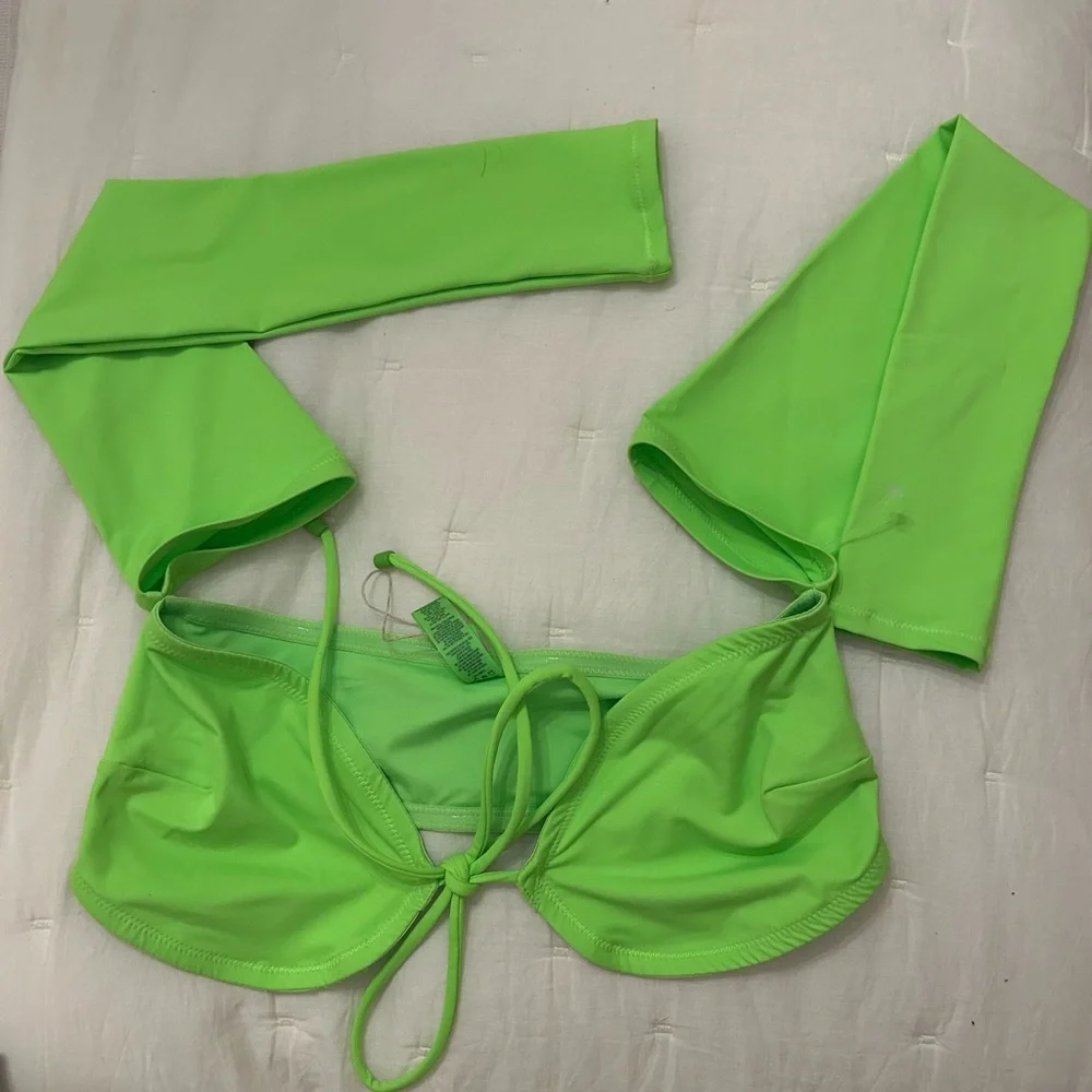 Skims Swim Long Sleeve Bikini Top- Neon Green
